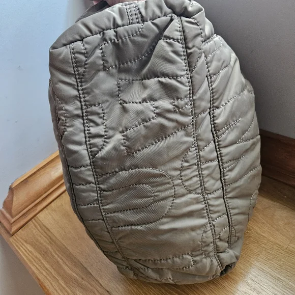 Marc By Marc Jacobs Standard Supply Nylon Tote Quilted Weekender - Picture 8 of 9